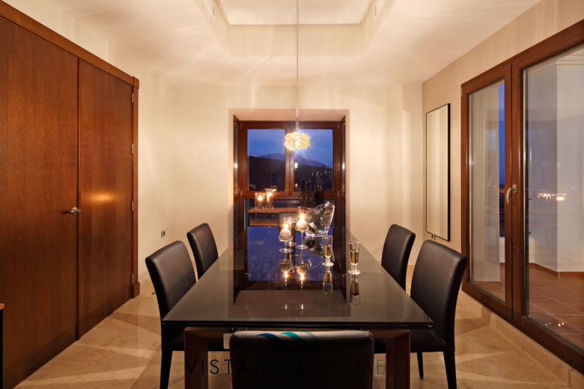 Elegant Dining room · VMV010 Exclusive Residential Homes in Benahavis