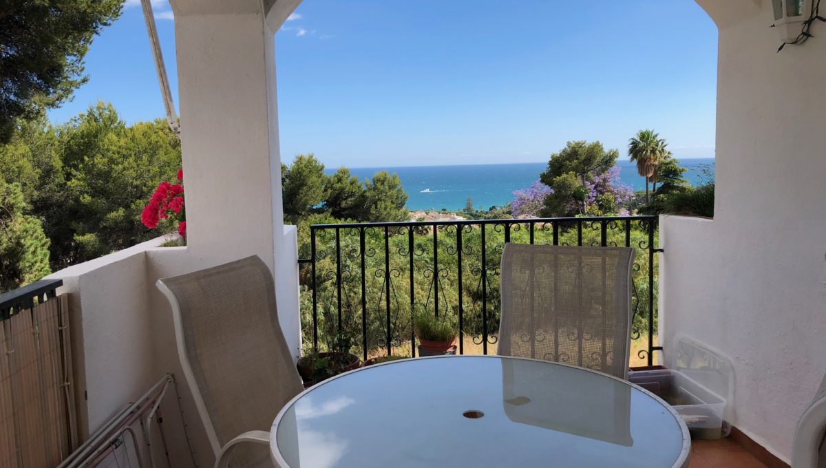 lovely-apartment-with-open-sea-views-in-nagueles-img_8967