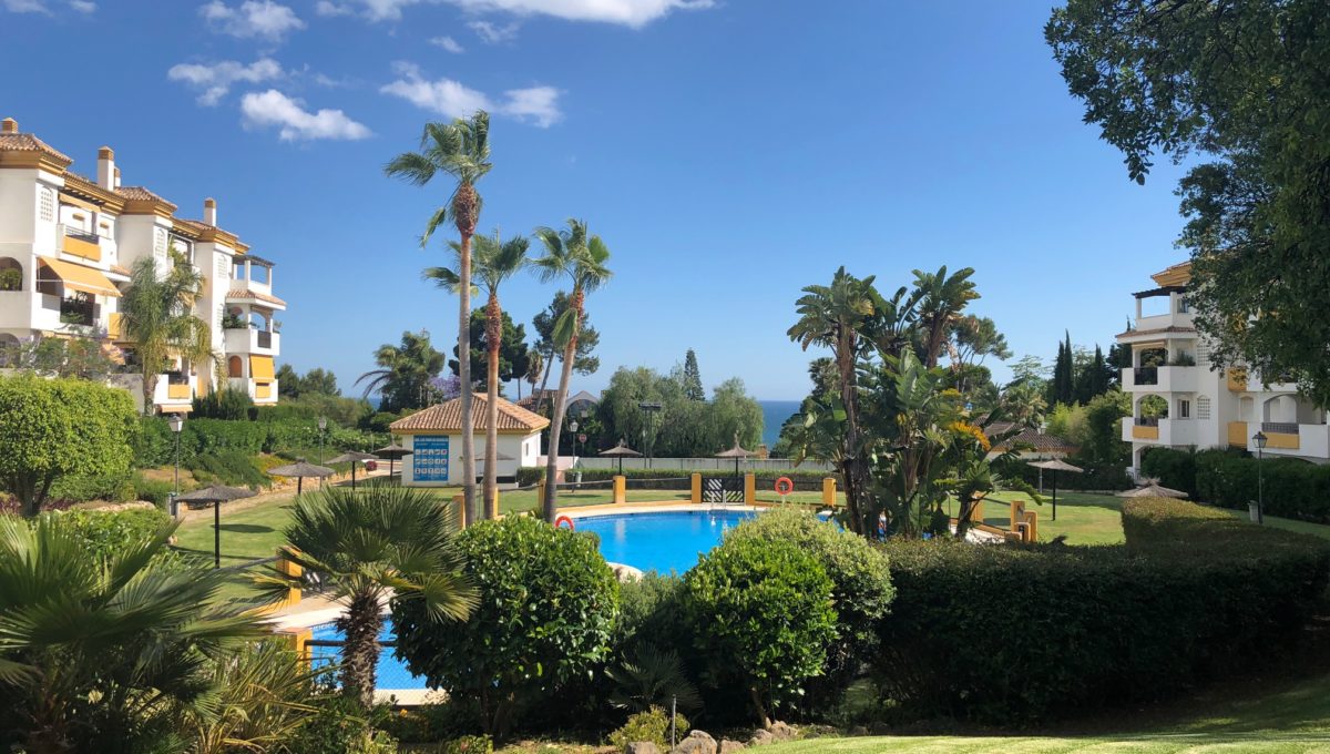 lovely-apartment-with-open-sea-views-in-nagueles-img_8975