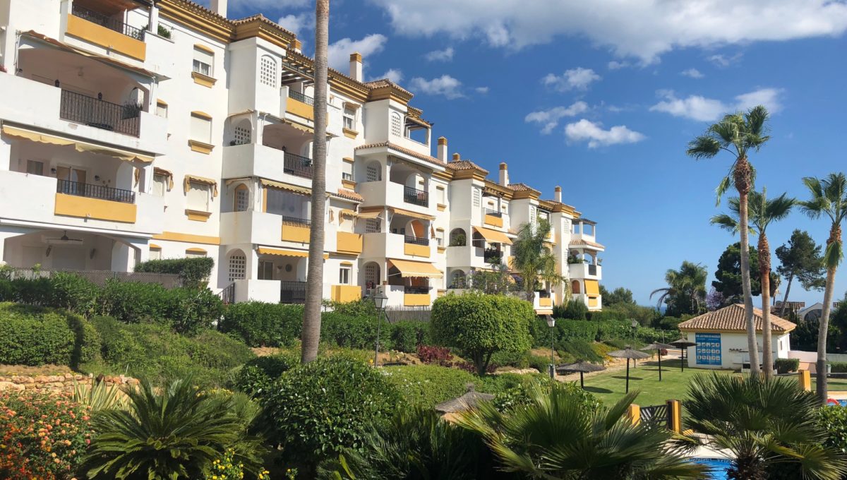 lovely-apartment-with-open-sea-views-in-nagueles-img_8976