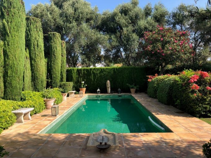 Beautiful 4 bedroom Villa for rent in Guadalmina Alta