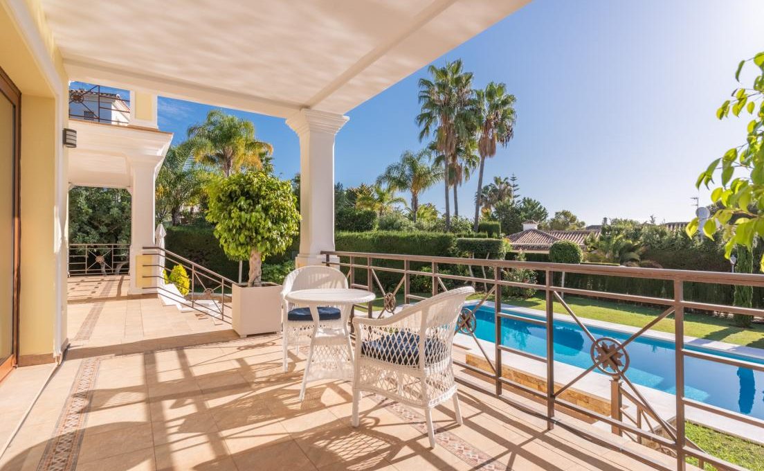 luxury-villa-in-hacienda-las-chapas-marbella-10