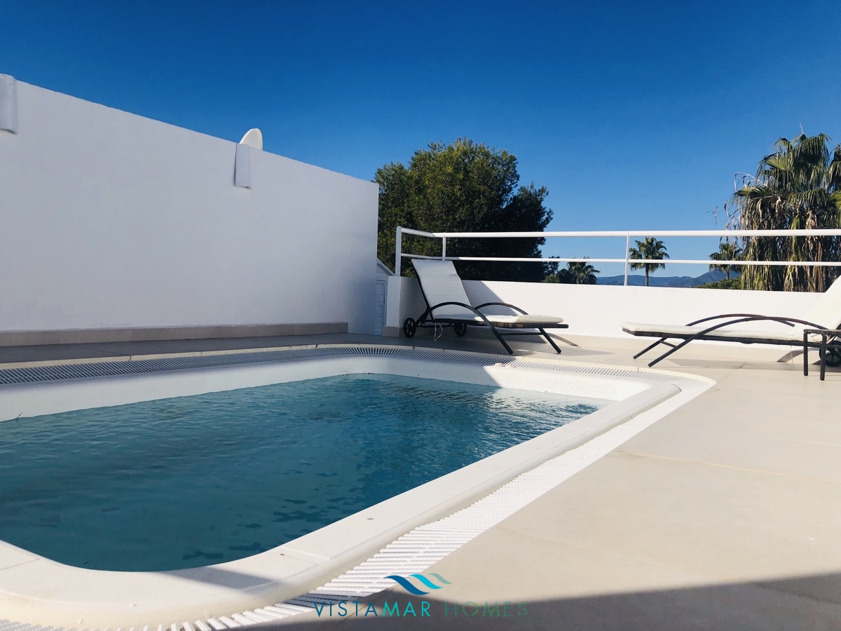 Rio Real, Marbella, Refurbished duplex Penthouse with private pool