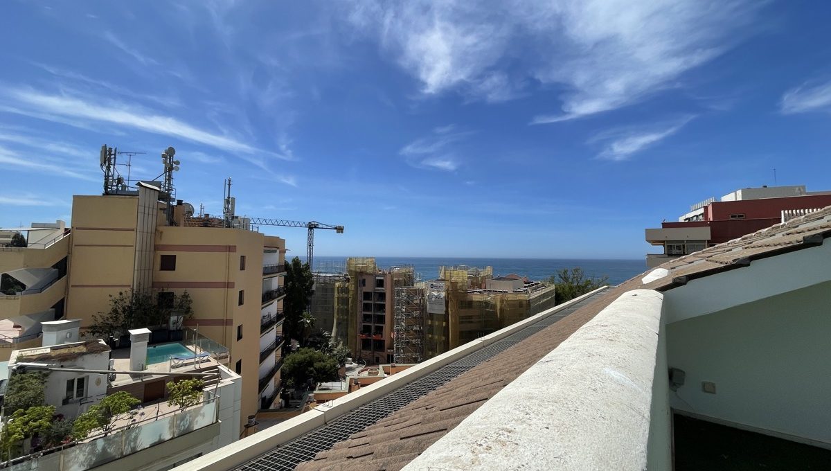 marbella-city-centre-beach-side-large-penthouse-for-sale-img_8260
