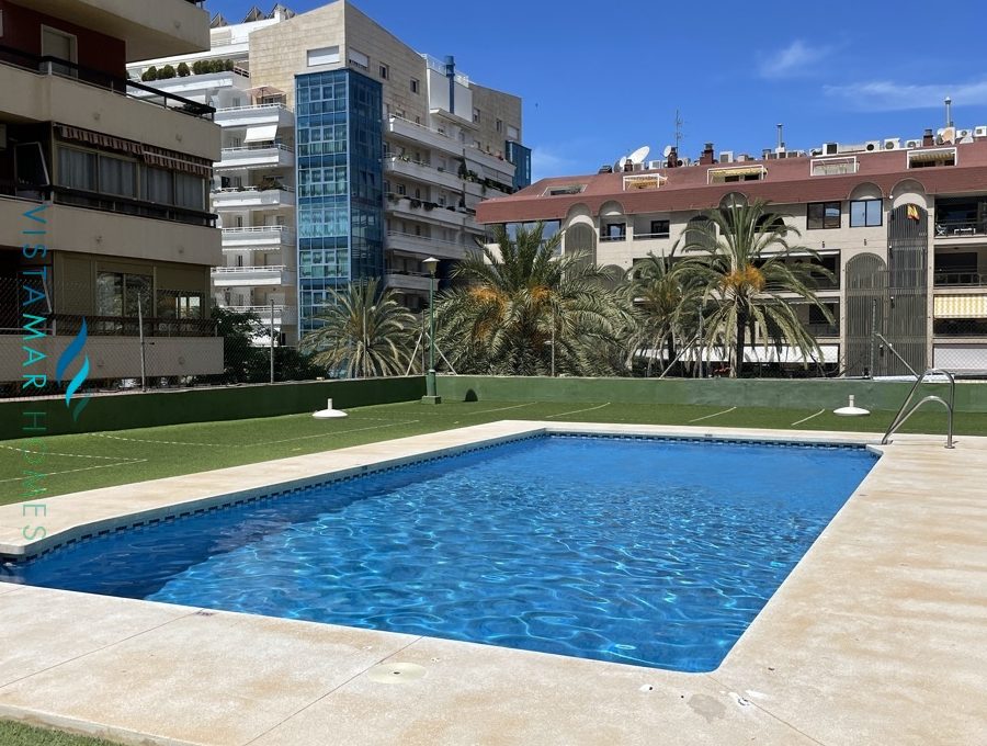 marbella-city-centre-beach-side-large-penthouse-for-sale-img_8285